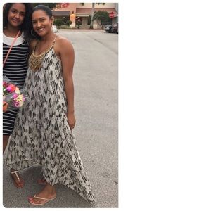 Boohoo Beautiful flowy maxi dress